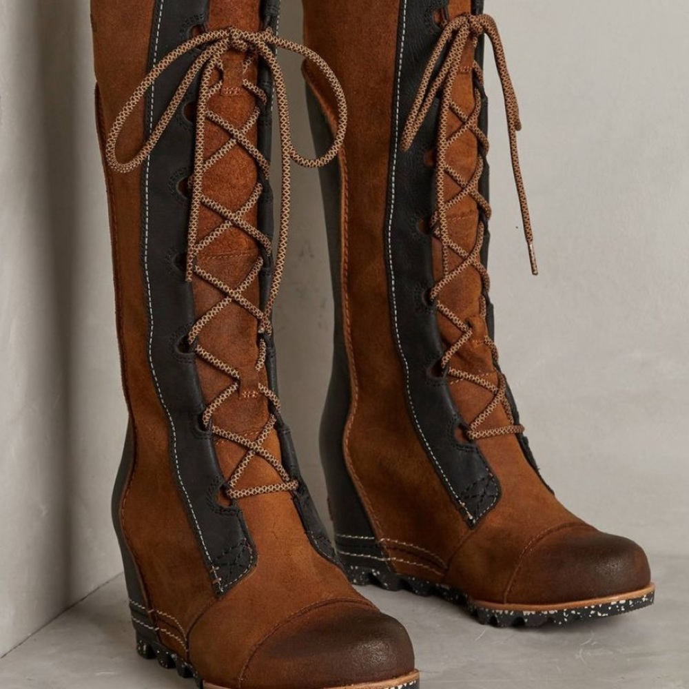 Sorel lace up boots from Anthropologie!